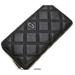 MARC JACOBS Softshot Lambskin Long Wallet